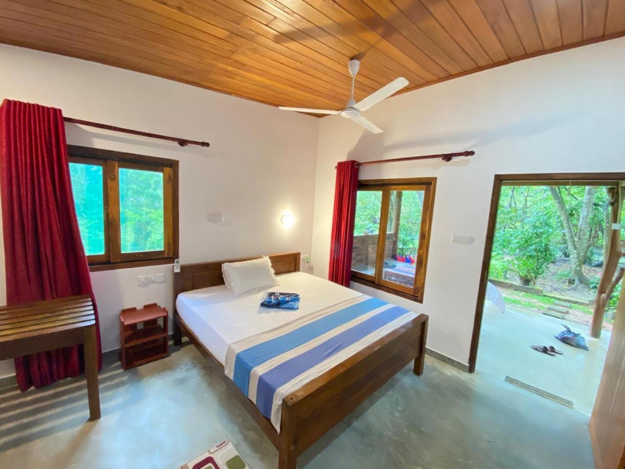 Freedom Villa Hiriketiya Диквела Екстериор снимка